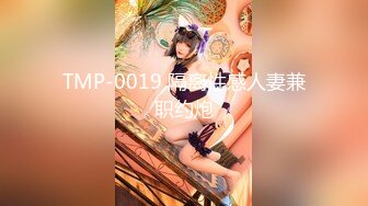 [MP4/ 161M] 清纯尤物小美女被捆绑滴蜡灌药，彻底爽疯了，没有形象了！