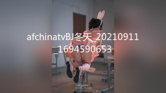 [MP4/ 169M] 被外卖小哥拖到沙发上就操，这次的盲盒可以说很成功，遇到个大鸡巴哥哥