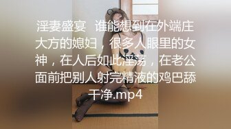 颜值不错的极品妹子全程露脸大秀直播，性感的内衣在狼友的指挥下脱光光，揉奶玩逼道具抽插，浪叫呻吟不断