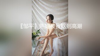 19已成年一线天极品白虎馒头肥逼短发妹子，撩起内裤露肥粉嫩逼掰穴，半脱下内裤翘起大屁股扭动，近距离特写美穴