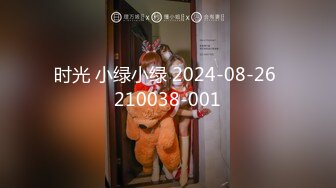 今年的顶级眼睛妹【泡泡泡00年】自慰 自慰了下面鸡鸡很冲动，长长的阴毛，粉红的逼逼，真骚够劲 (1)