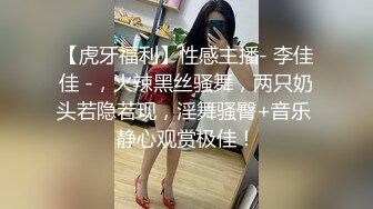 巨乳大奶子熟女姐姐露脸直播大秀，巨乳诱惑这奶子一年玩不够，扩阴器看特写道具双插，表情销魂浪叫不断