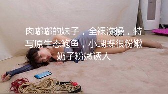 女神级笑起来超甜外围美女，坐在身上揉奶子，吸吮舔屌主动骑乘爆插