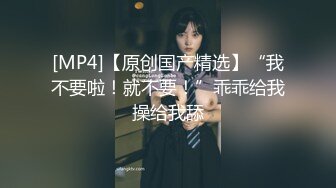 甜美少女，粉嫩可人，初次口爆，最后还用手接精