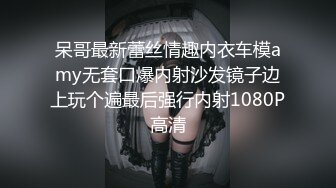 大神潜入学校女厕❤️全景偷拍多位学生妹和教职工嘘嘘 (12)