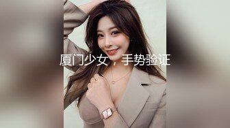 【极品女神】CD猫儿 打扮的漂漂亮亮和女友做爱，被女友舔得好舒服，鸡巴硬得不行啦，插进淫穴里啪啪的水声过瘾 天呀！